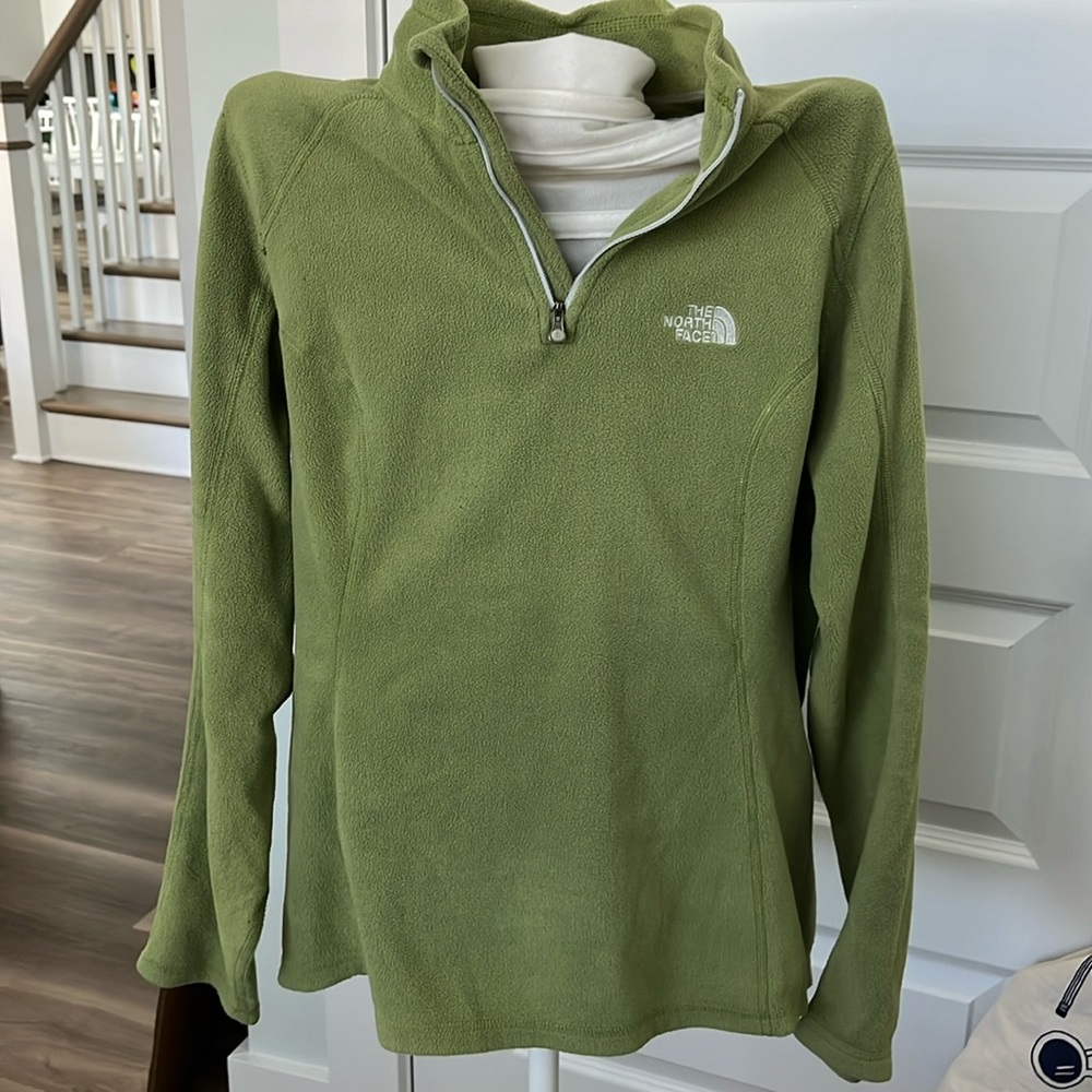 Northface pullover 1/4 zip